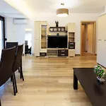 Old Town Golden Solace *