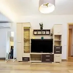 Апартаменты Old Town Golden Solace *