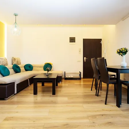 Old Town Golden Solace