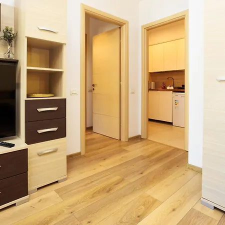 Old Town Golden Solace * Bukarest