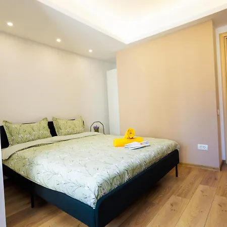 Old Town Golden Solace Apartman Bukarest