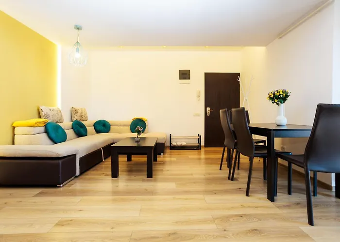 Old Town Golden Solace