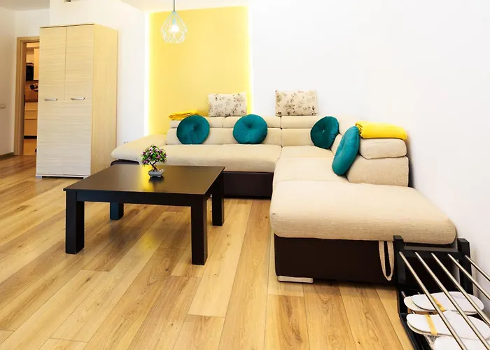 Old Town Golden Solace *