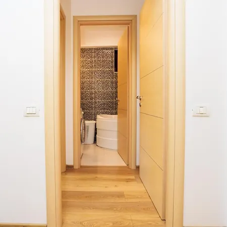 Old Town Golden Solace